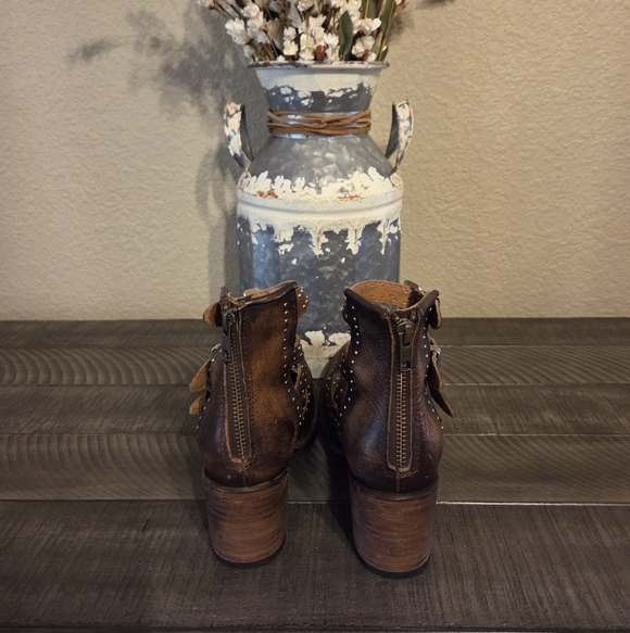 Freebird by Steven "Felicity", Size 8 - Picture 7 of 9